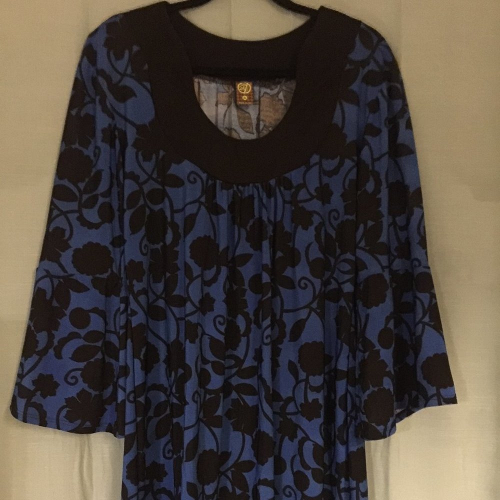 24/7 Black and Blue Floral Tunic ON SALE